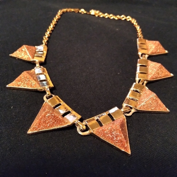 Geometric sandstone/glitter necklaces - Picture 5 of 8
